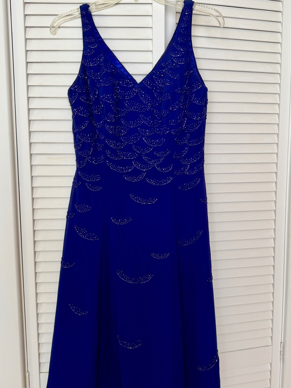 Stone ferry sterling Elegant purpleEvening Dress with Beaded Detail size 8